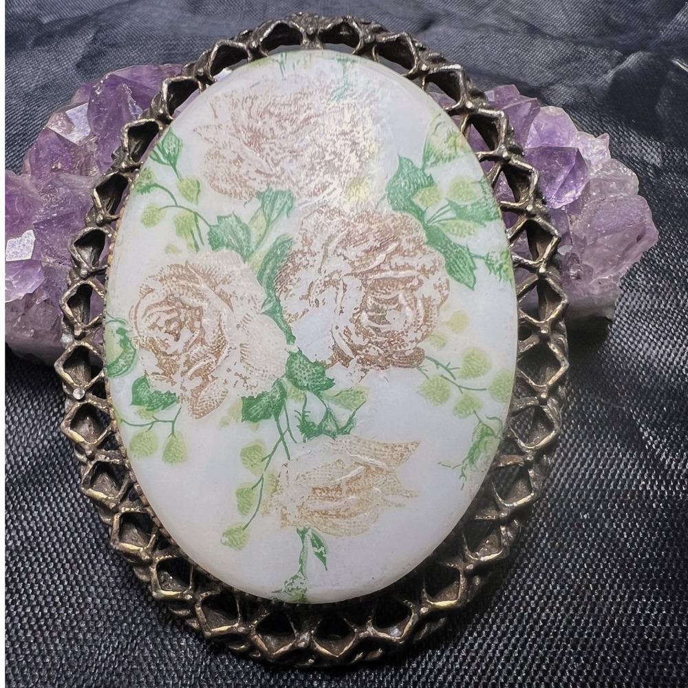 Vintage Floral Roses Brooch‎ Oval Filigree Gold Tone Antique Style Pin Pendant